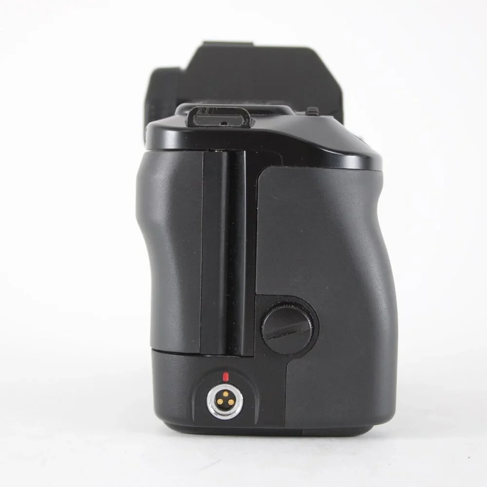Canon EOS 630 Camera Body NO LENSE With Accessories Camera